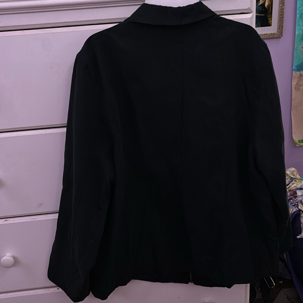 Black jacket - Picture 2 of 3
